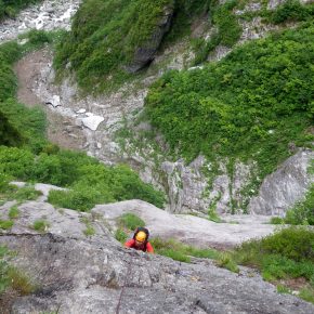 丸山東壁 左岩稜 2016/6/11-12 丸山東壁 左岩稜 2016/6/11-12