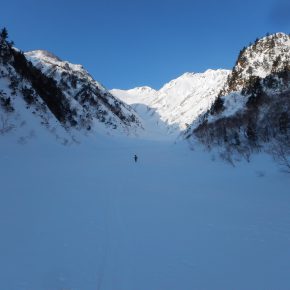 黒部横断 扇沢~針ノ木峠~ザラ峠~湯川谷~立山駅 2017/3/18-20 黒部横断 扇沢~針ノ木峠~ザラ峠~湯川谷~立山駅 2017/3/18-20