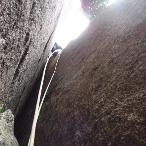 瑞牆山大面岩左稜線 2017/6/17 瑞牆山大面岩左稜線 2017/6/17