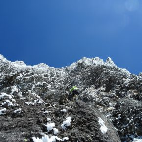 八ヶ岳 小同心クラック、阿弥陀岳北西稜 2019/4/13-14 八ヶ岳 小同心クラック、阿弥陀岳北西稜 2019/4/13-14