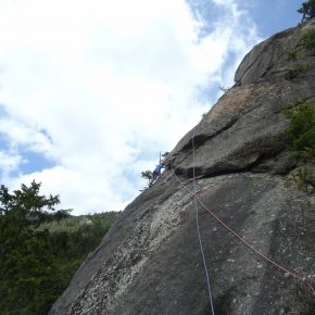 小川山 彗星岩、藐姑射岩 2019/5/18-19 小川山 彗星岩、藐姑射岩 2019/5/18-19