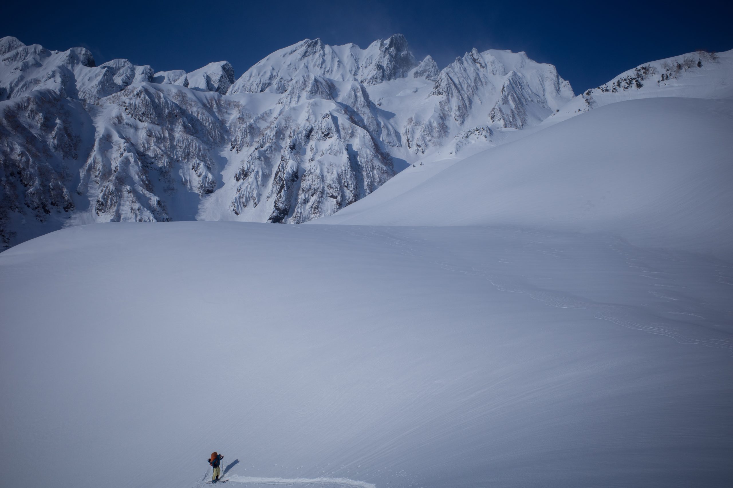 黒部横断スキー 屏風尾根～赤沢岳～鳴沢～ハシゴ谷乗越～剱沢～小黒部